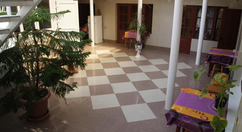 Гостиница Зима-Лето у Ирины Судак-12