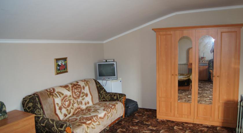 Гостиница Зима-Лето у Ирины Судак