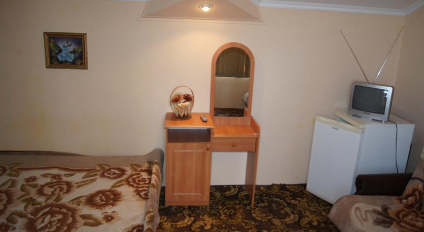 Гостиница Зима-Лето у Ирины Судак