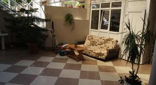 Гостиница Зима-Лето у Ирины Судак-1